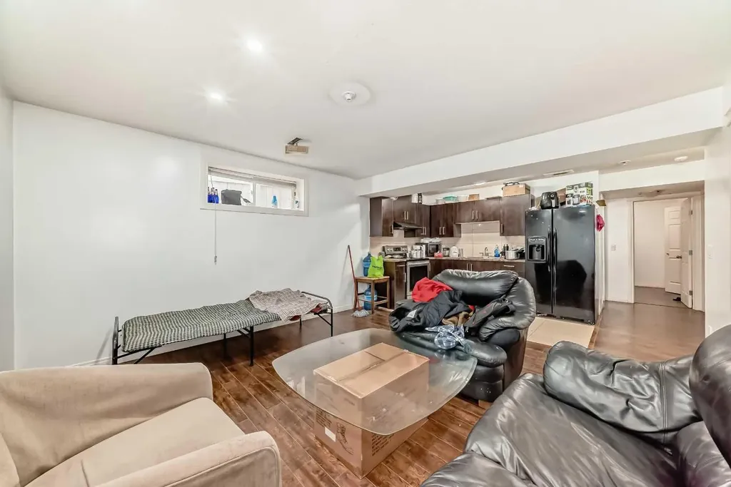 46 Saddlecrest Gardens NE Calgary AB T3J 0C4
