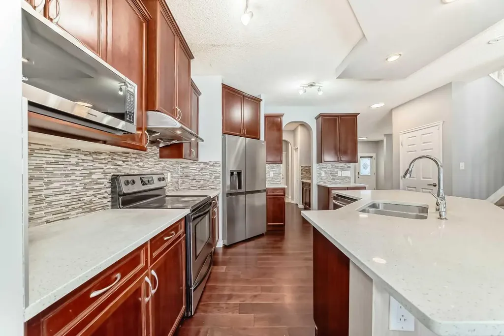 46 Saddlecrest Gardens NE Calgary AB T3J 0C4