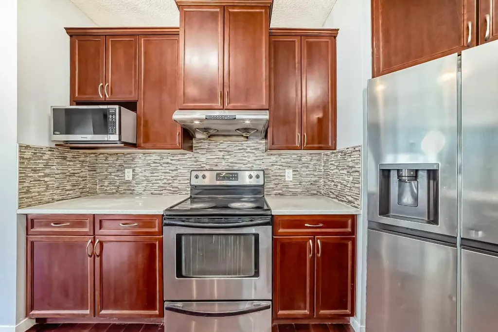 46 Saddlecrest Gardens NE Calgary AB T3J 0C4