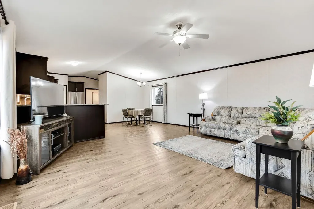 117 Range Road 250 Mossleigh AB T0J1P0