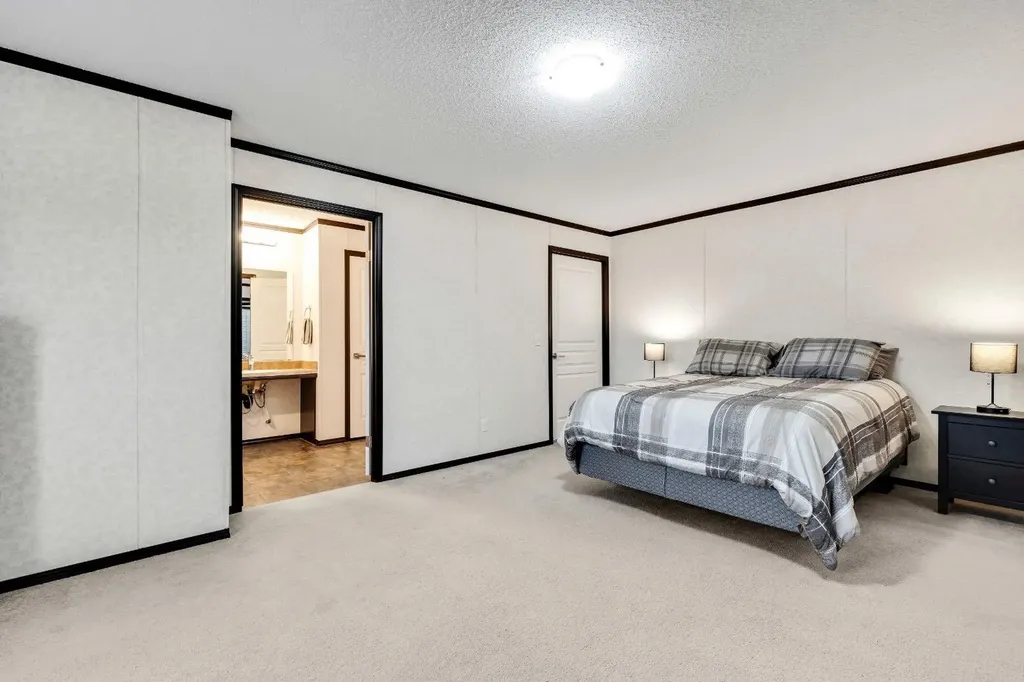 117 Range Road 250 Mossleigh AB T0J1P0