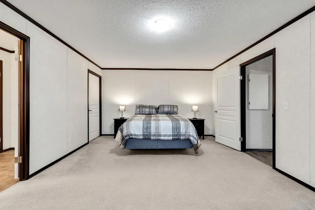 117 Range Road 250 Mossleigh AB T0J1P0