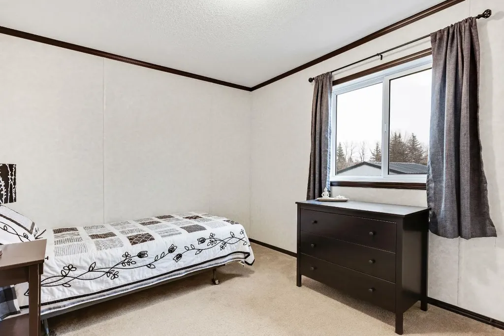 117 Range Road 250 Mossleigh AB T0J1P0