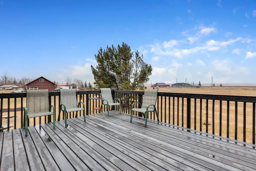 117 Range Road 250 Mossleigh AB T0J1P0