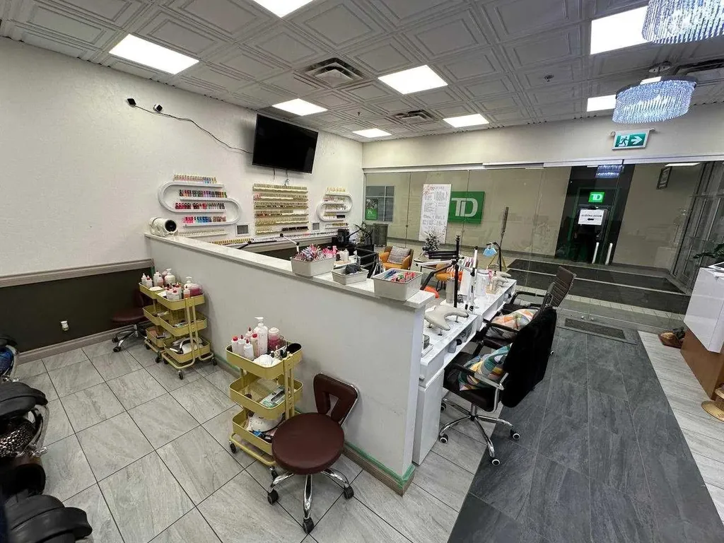 1632 14 Avenue NW Calgary AB T2N 1M7