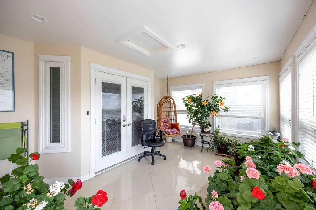 127 Pew Lane Fort Mcmurray AB T9K 0A8