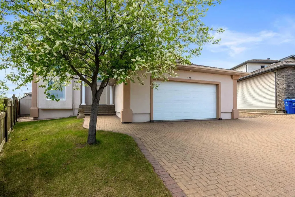 127 Pew Lane Fort Mcmurray AB T9K 0A8