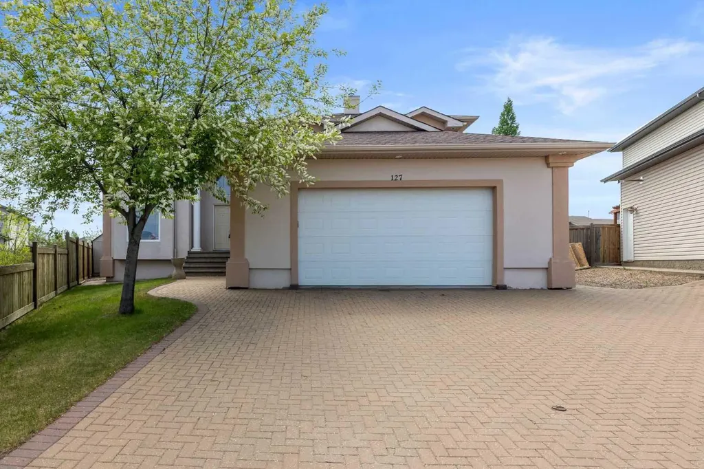 127 Pew Lane Fort Mcmurray AB T9K 0A8