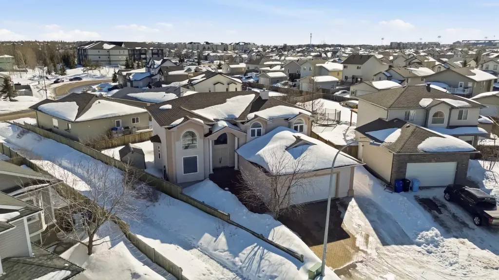 127 Pew Lane Fort Mcmurray AB T9K 0A8