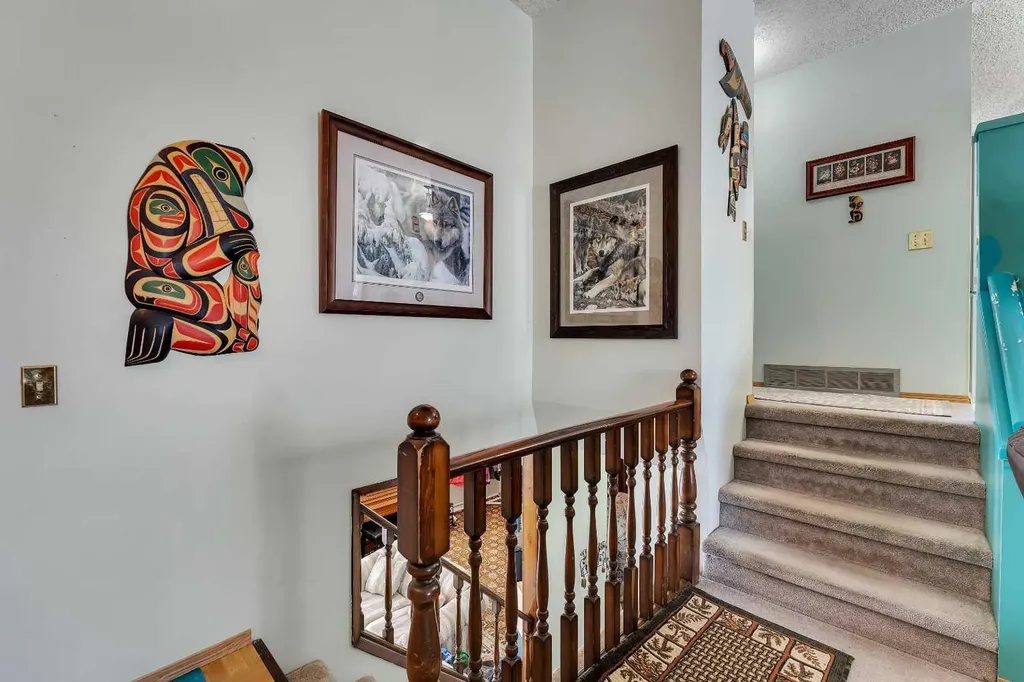 1003 Berkley Drive NW Calgary AB T3K 1E3