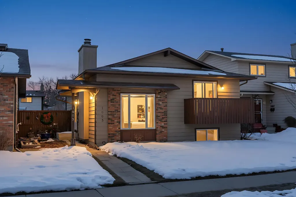 1003 Berkley Drive NW Calgary AB T3K 1E3