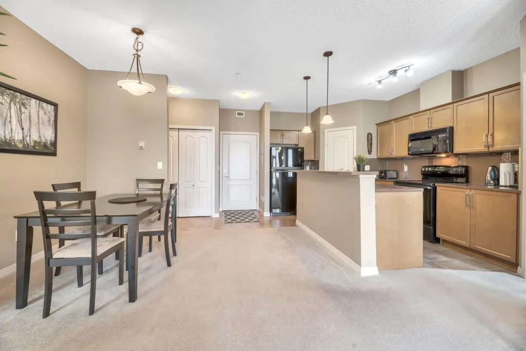 1 Crystal Green Lane Okotoks AB T1S 0C5
