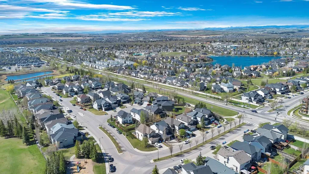1 Crystal Green Lane Okotoks AB T1S 0C5