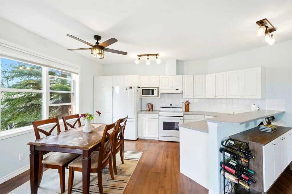 60 Promenade Way SE Calgary AB T2Z 3R4