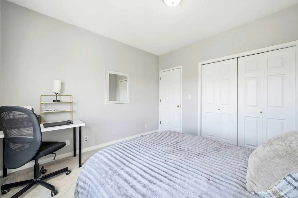 60 Promenade Way SE Calgary AB T2Z 3R4