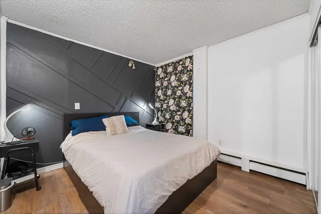 2111 14 Street SW Calgary AB T2T 3T2