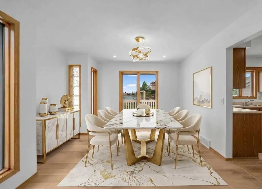 208 Coral Shores Bay NE Calgary AB T3J 3J6