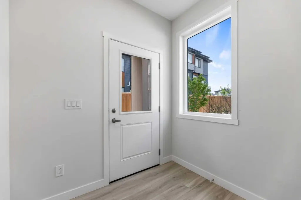 90 Corner Meadows Manor NE Calgary AB T3N 2N8