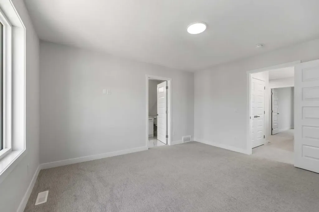 90 Corner Meadows Manor NE Calgary AB T3N 2N8