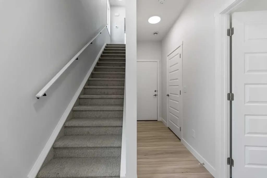 90 Corner Meadows Manor NE Calgary AB T3N 2N8