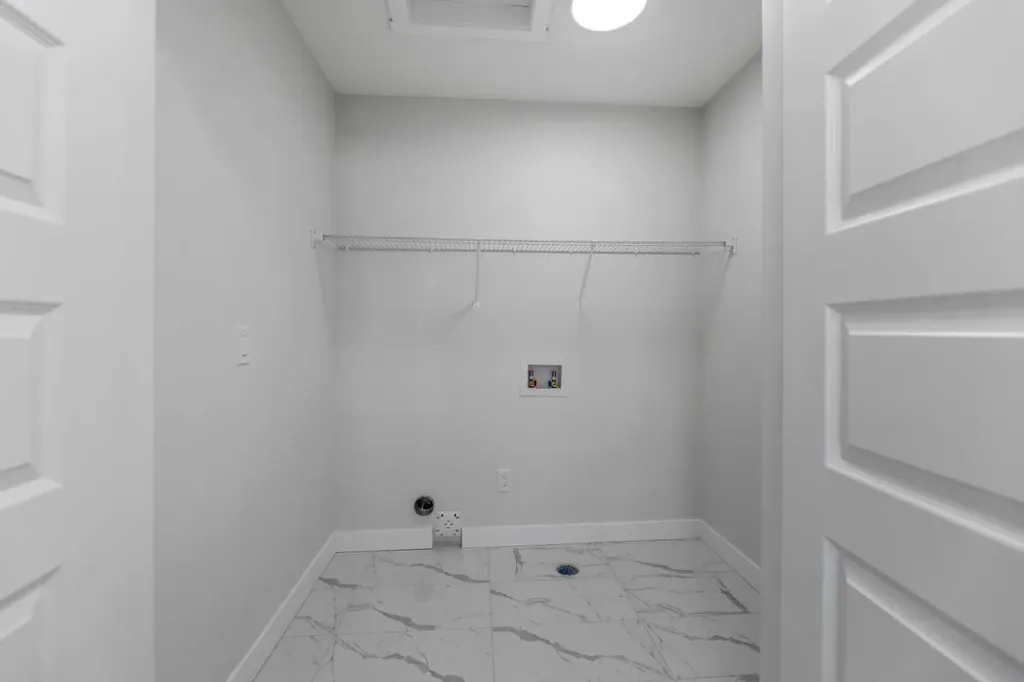 90 Corner Meadows Manor NE Calgary AB T3N 2N8
