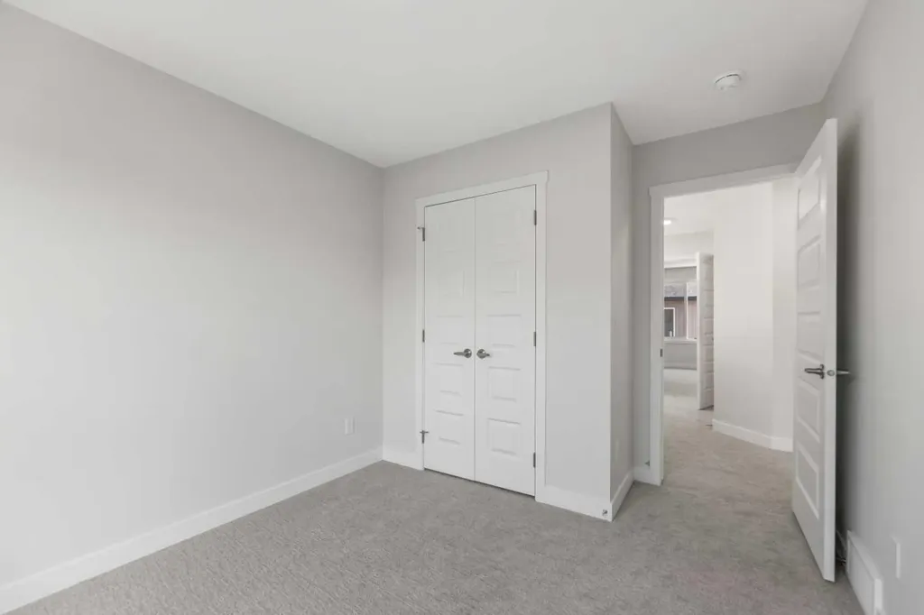 90 Corner Meadows Manor NE Calgary AB T3N 2N8