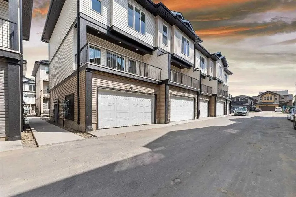 90 Corner Meadows Manor NE Calgary AB T3N 2N8