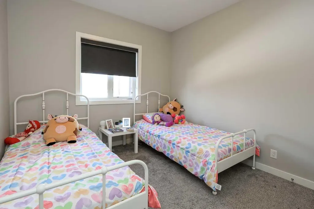 137 Coachman Way Blackfalds AB T4M 0B4