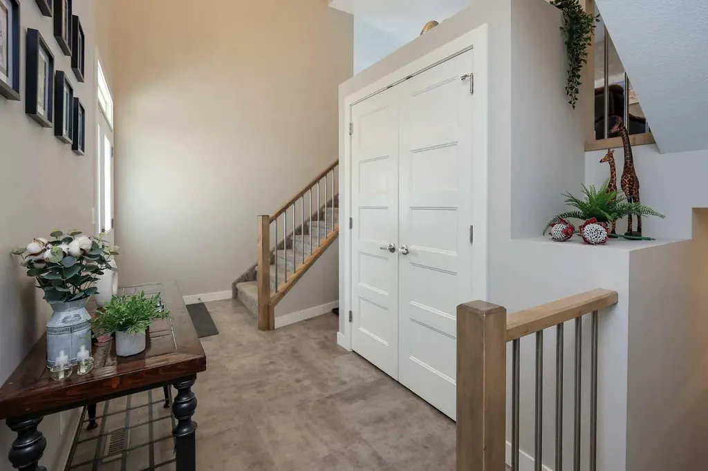 137 Coachman Way Blackfalds AB T4M 0B4