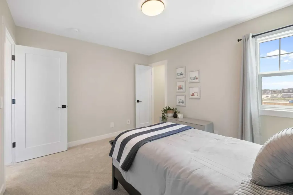 450 Kinniburgh Loop Chestermere AB T1X 3C2