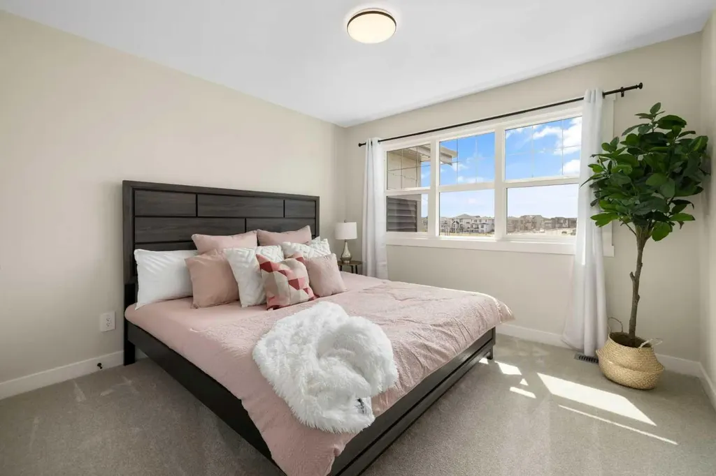 450 Kinniburgh Loop Chestermere AB T1X 3C2