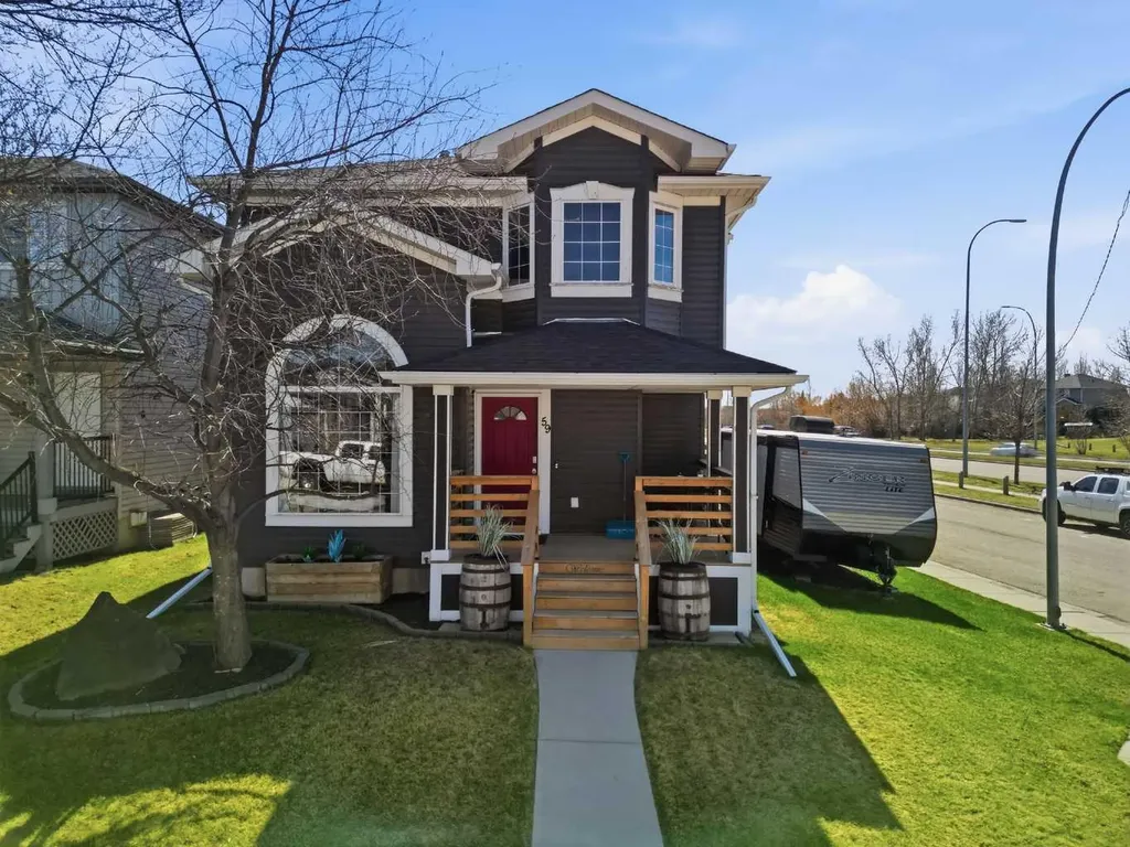 59 Somerside Manor SW Calgary AB T2Y 3G4