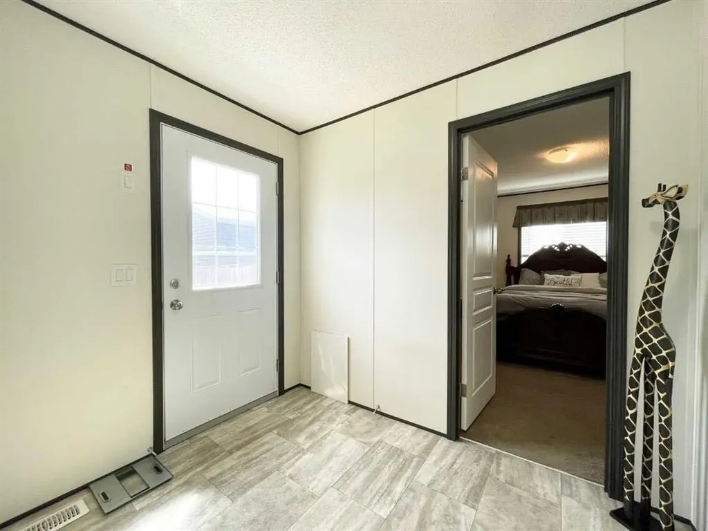 145 Caouette Crest Fort Mcmurray AB T9K2H5