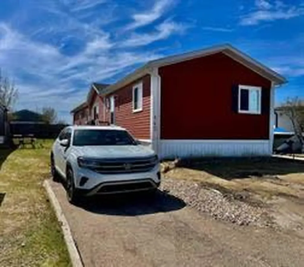 145 Caouette Crest Fort Mcmurray AB T9K2H5