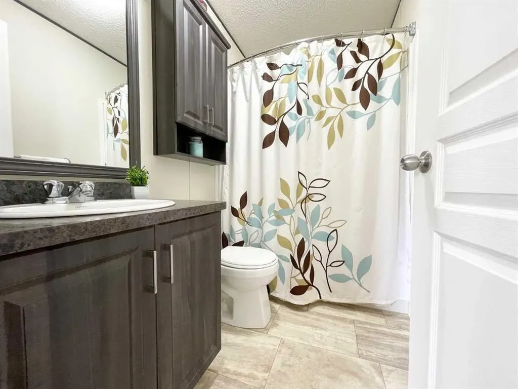 145 Caouette Crest Fort Mcmurray AB T9K2H5