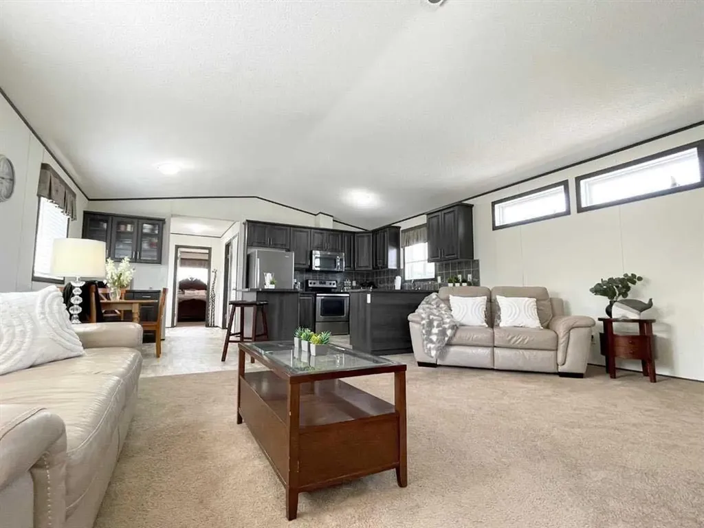 145 Caouette Crest Fort Mcmurray AB T9K2H5