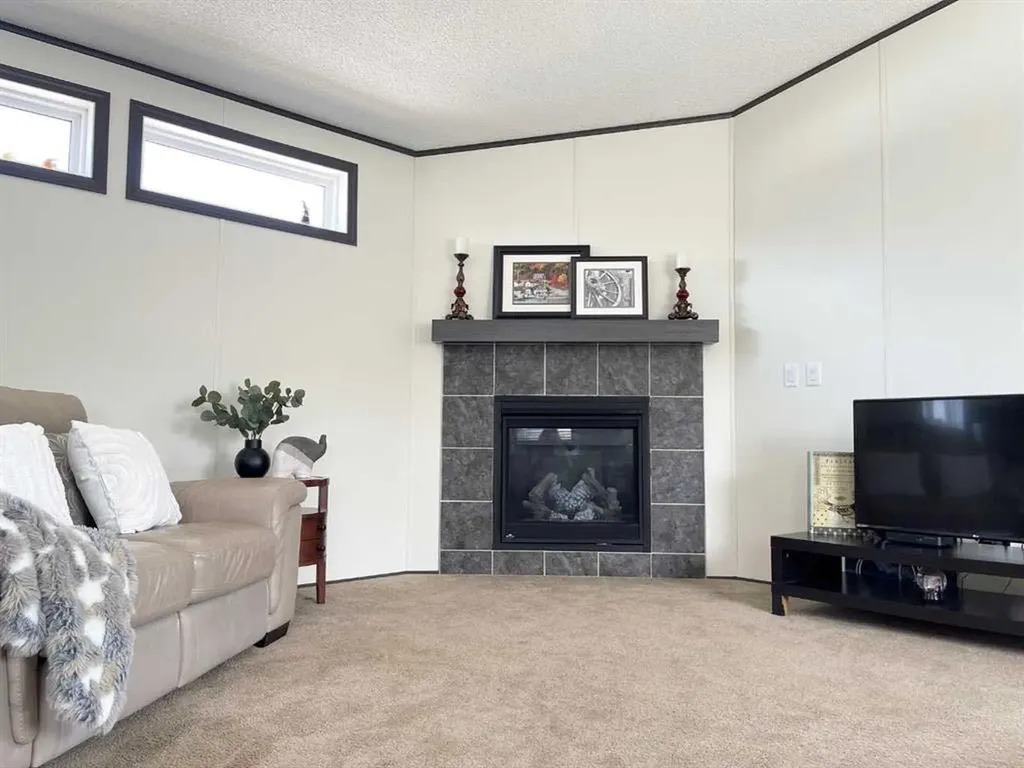 145 Caouette Crest Fort Mcmurray AB T9K2H5