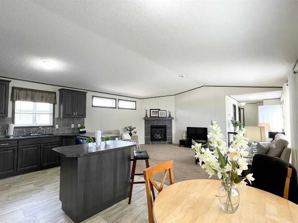 145 Caouette Crest Fort Mcmurray AB T9K2H5