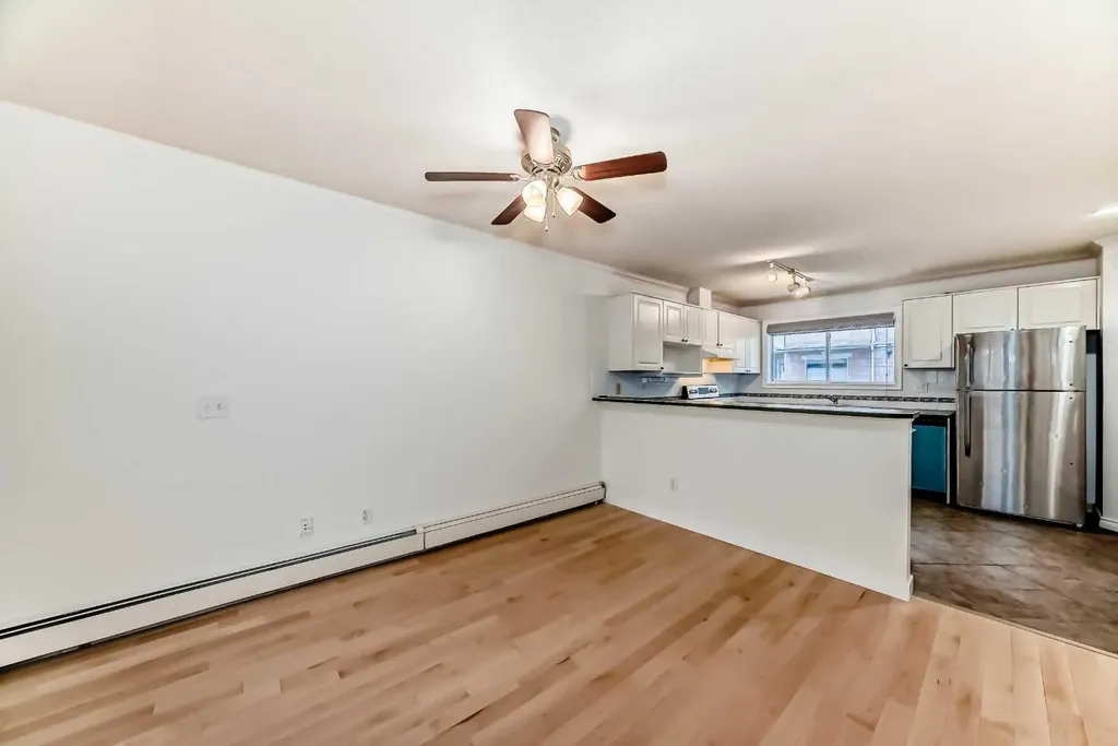 1215 15 Avenue SW Calgary AB T3C 0X5