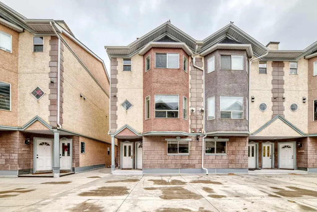 1215 15 Avenue SW Calgary AB T3C 0X5