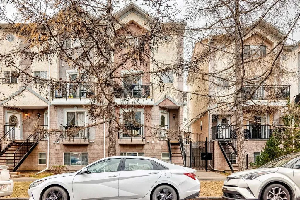1215 15 Avenue SW Calgary AB T3C 0X5