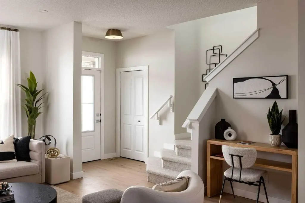 168 Bridgeport Avenue Chestermere AB T1X3E8