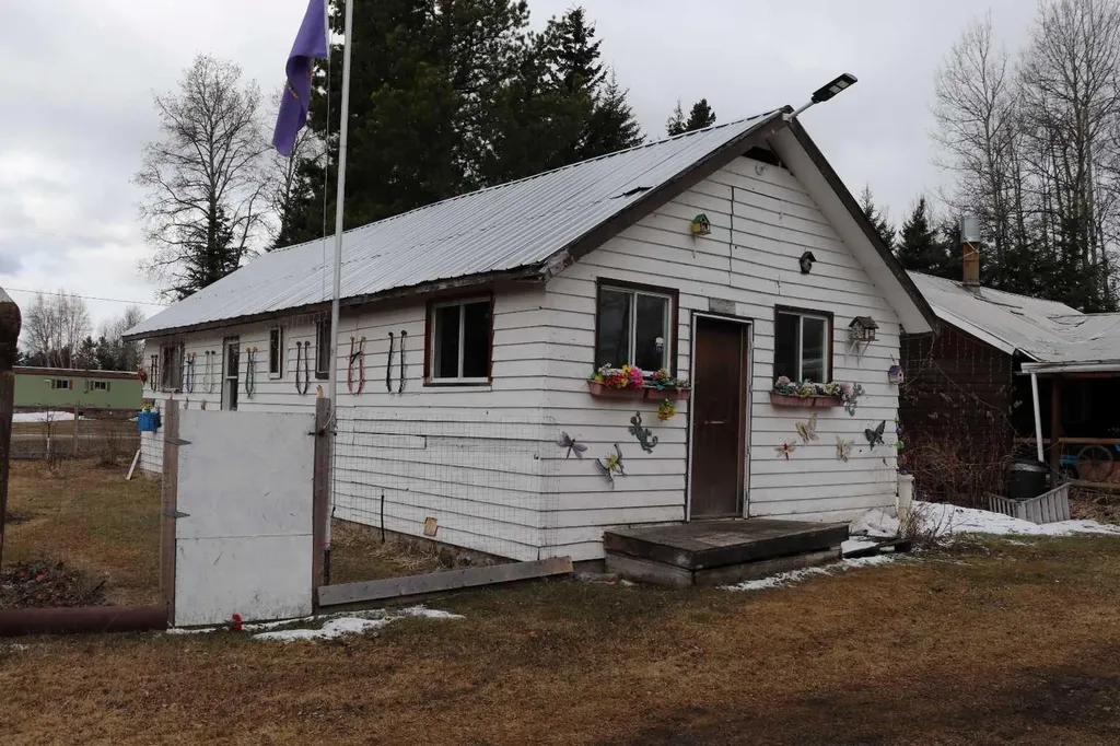 2302 10 Street Marlboro AB T7E 3A1