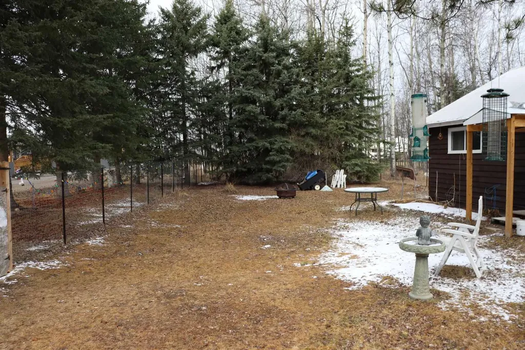 2302 10 Street Marlboro AB T7E 3A1