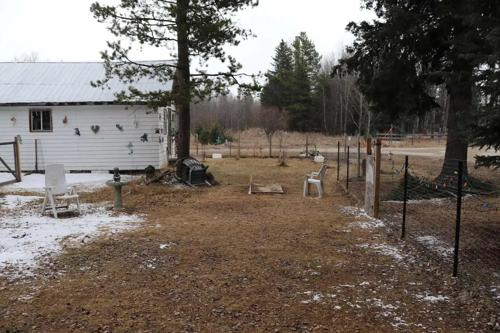 2302 10 Street Marlboro AB T7E 3A1