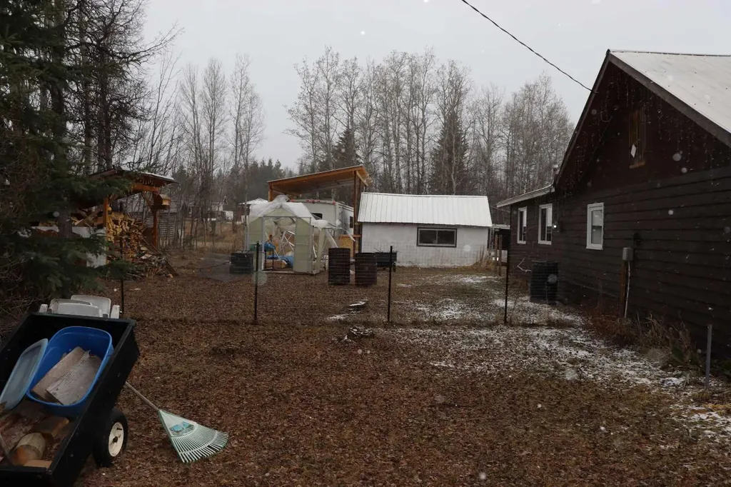 2302 10 Street Marlboro AB T7E 3A1