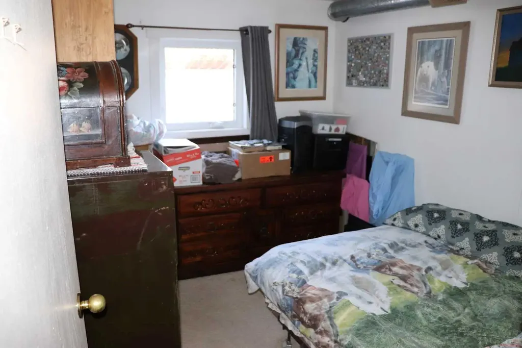 2302 10 Street Marlboro AB T7E 3A1