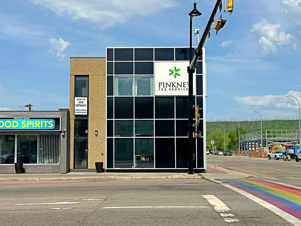 9902 Franklin Avenue Fort Mcmurray AB T9H 2K5
