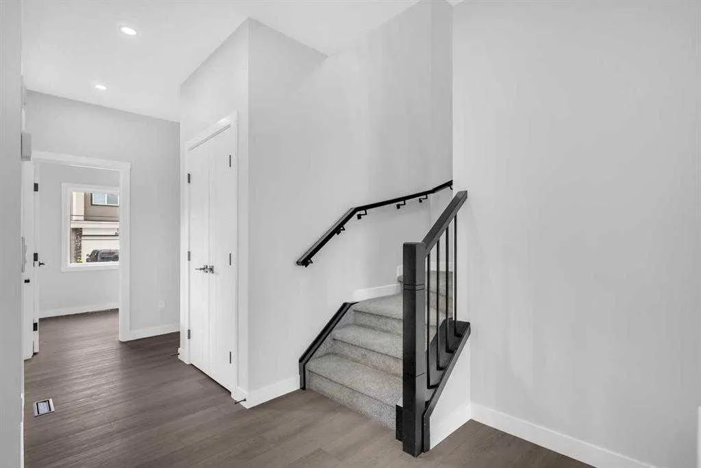 110 Saddlepeace Crescent NE Calgary AB T3J 2J2