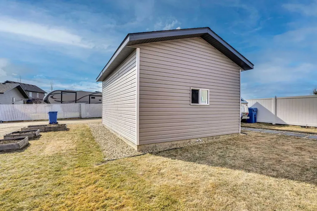 244 Thomlison Avenue Red Deer AB T4P 3E6
